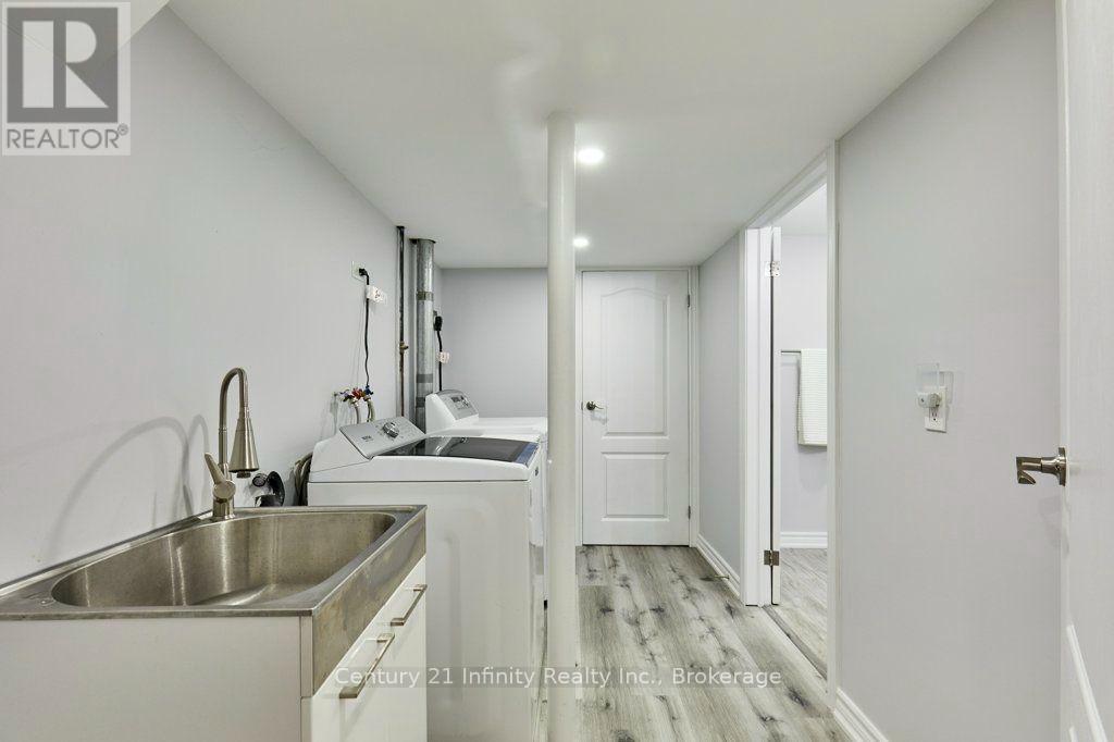 8 Murkar Crescent, Whitby, Ontario  L1N 8Y4 - Photo 39 - E13679204