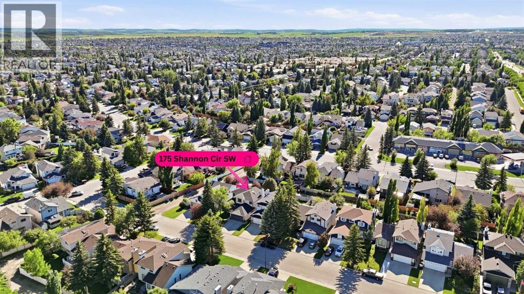175 Shannon Circle SW, Calgary, Alberta  T2Y 2L1 - Photo 48 - A2326498