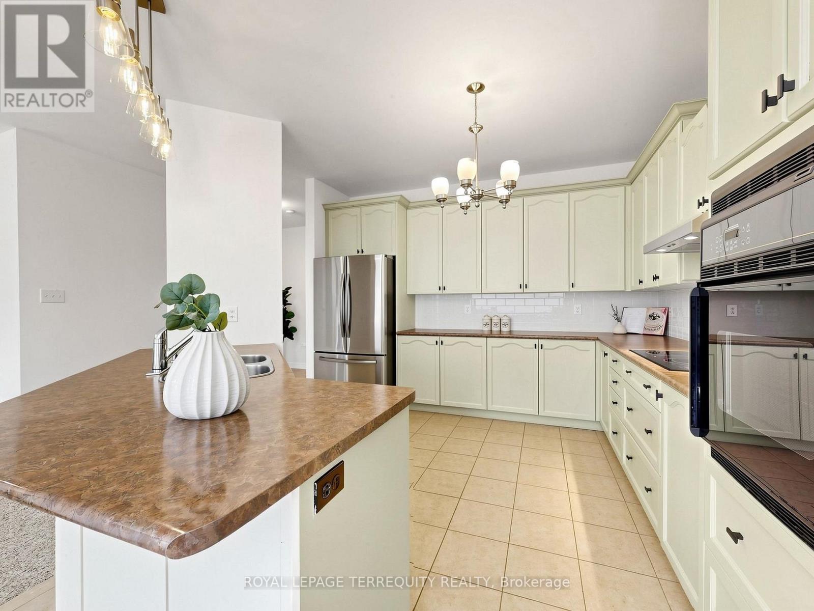 19 Johnson Crescent, Halton Hills, Ontario  L7G 6C9 - Photo 19 - W13656630