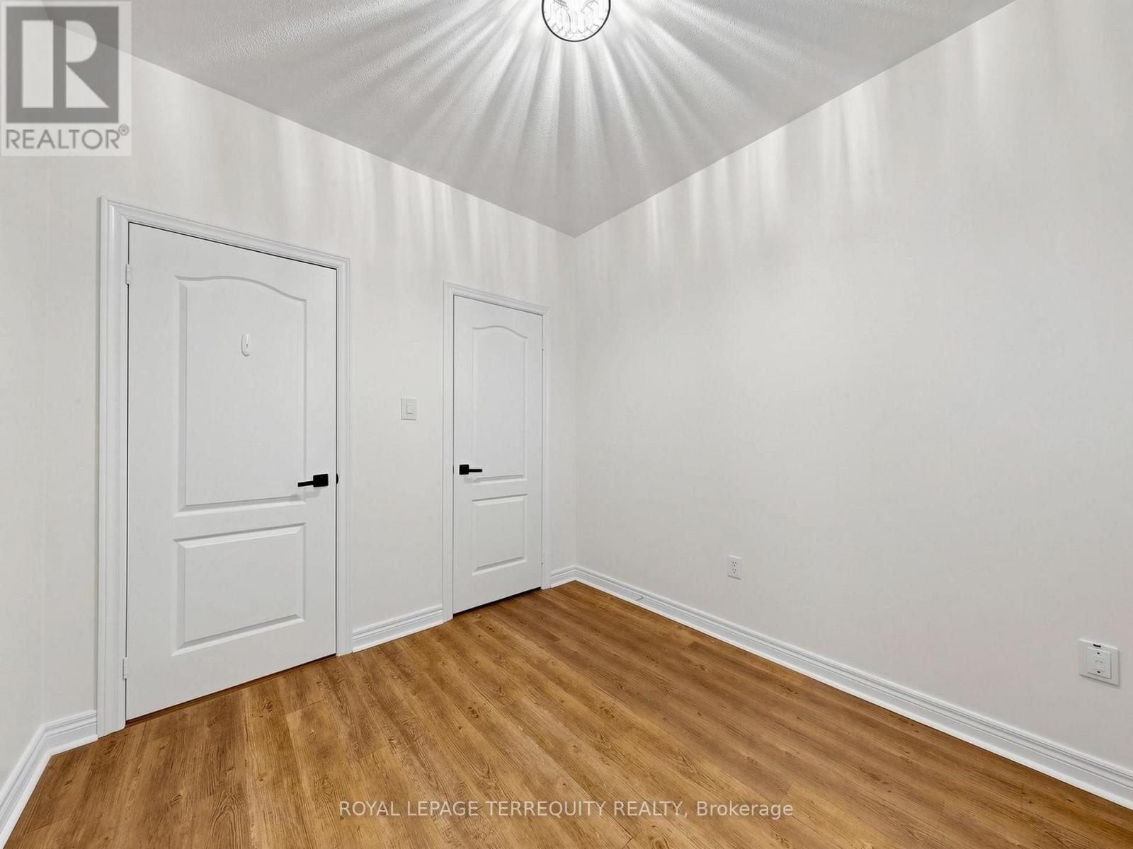 19 Johnson Crescent, Halton Hills, Ontario  L7G 6C9 - Photo 29 - W13656630
