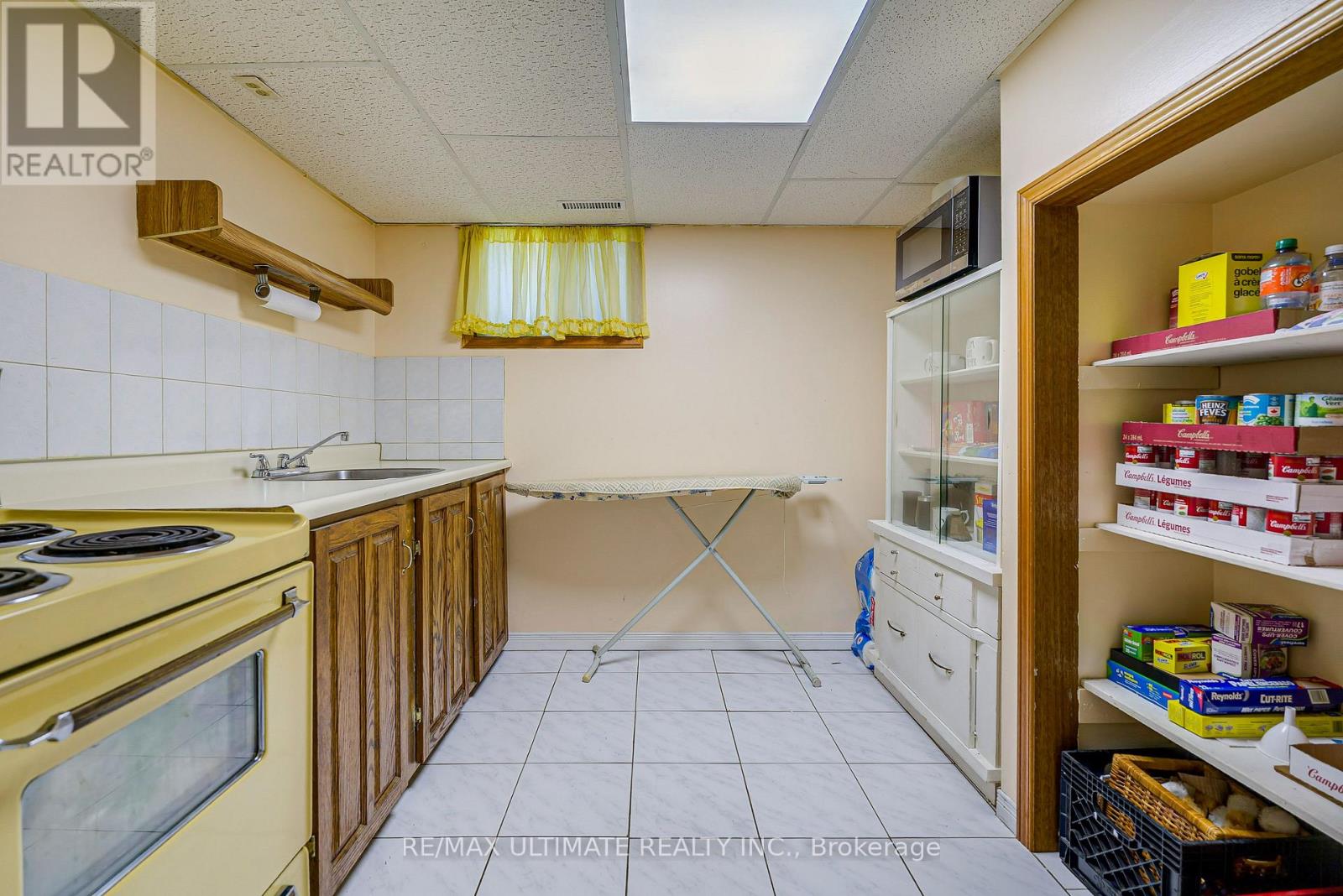 632 Trethewey Drive, Toronto, Ontario  M6M 4C3 - Photo 24 - W13668130