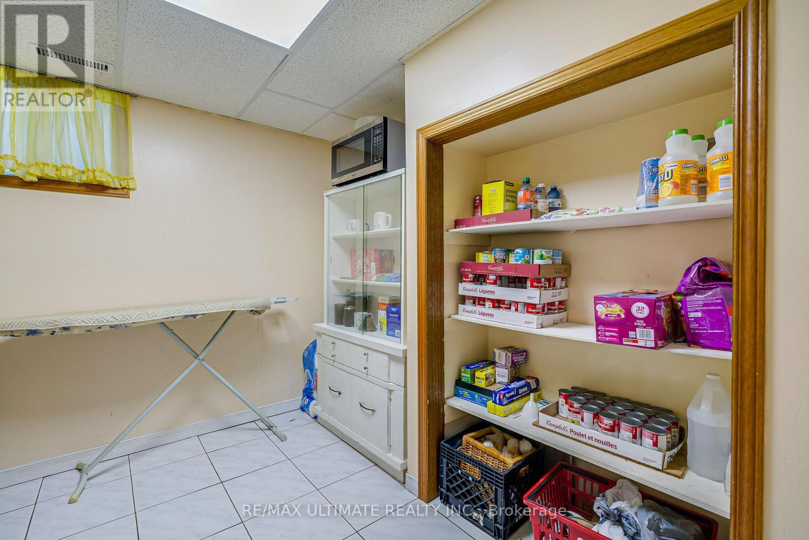 632 Trethewey Drive, Toronto, Ontario  M6M 4C3 - Photo 25 - W13668130