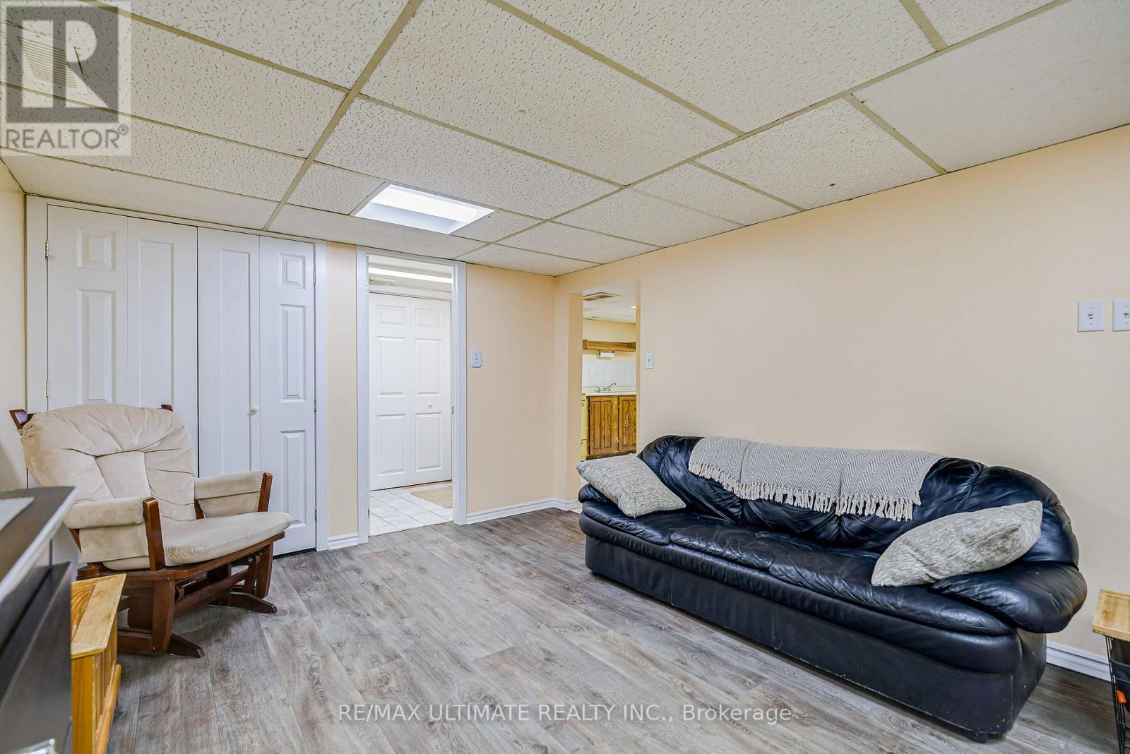 632 Trethewey Drive, Toronto, Ontario  M6M 4C3 - Photo 21 - W13668130