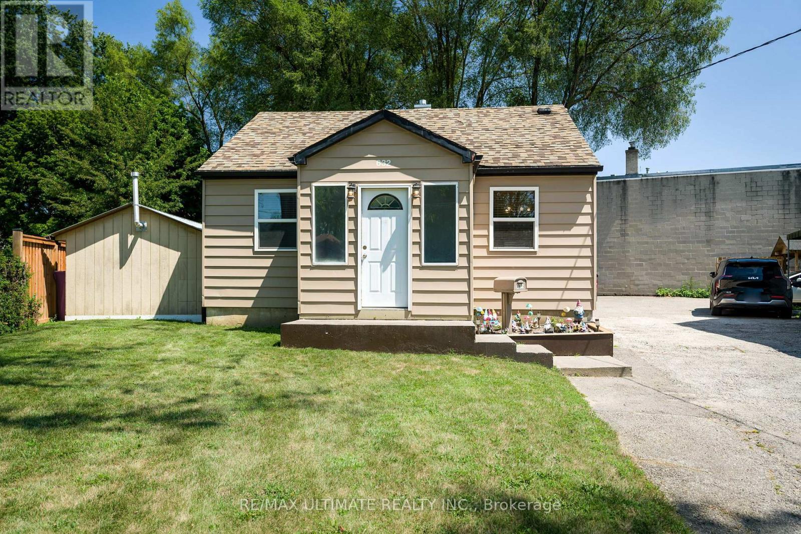 632 Trethewey Drive, Toronto, Ontario  M6M 4C3 - Photo 31 - W13668130