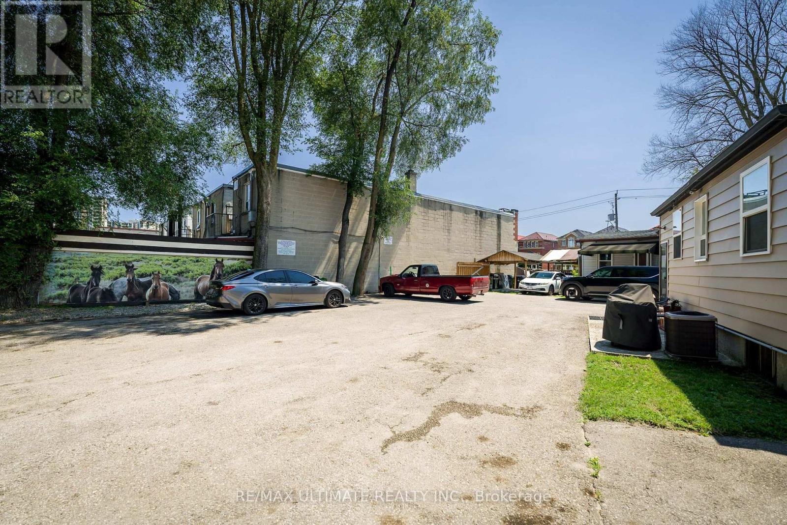 632 Trethewey Drive, Toronto, Ontario  M6M 4C3 - Photo 42 - W13668130