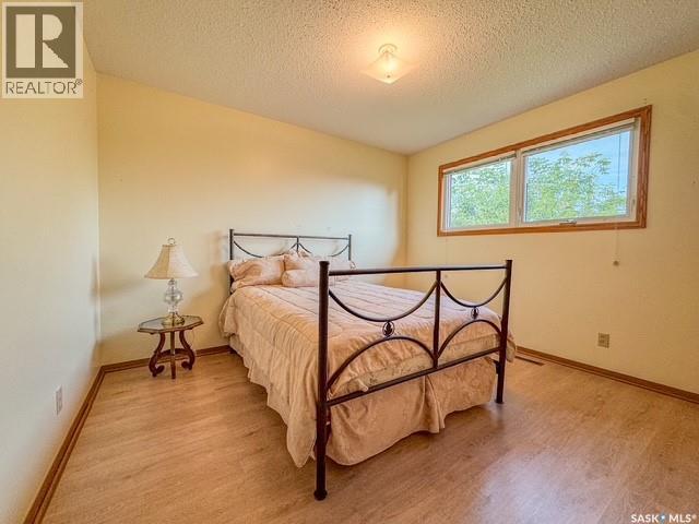 385 Aspen Drive, Swift Current, Saskatchewan  S9H 3Z8 - Photo 7 - SK045715