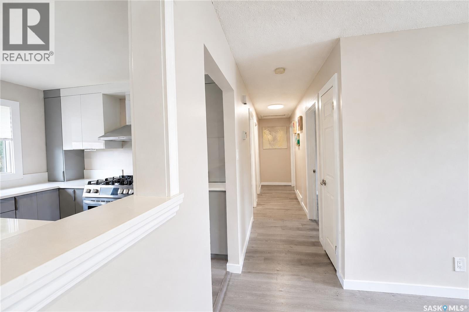 2638 Eastview, Saskatoon, Saskatchewan  S7J 3G8 - Photo 12 - SK045707