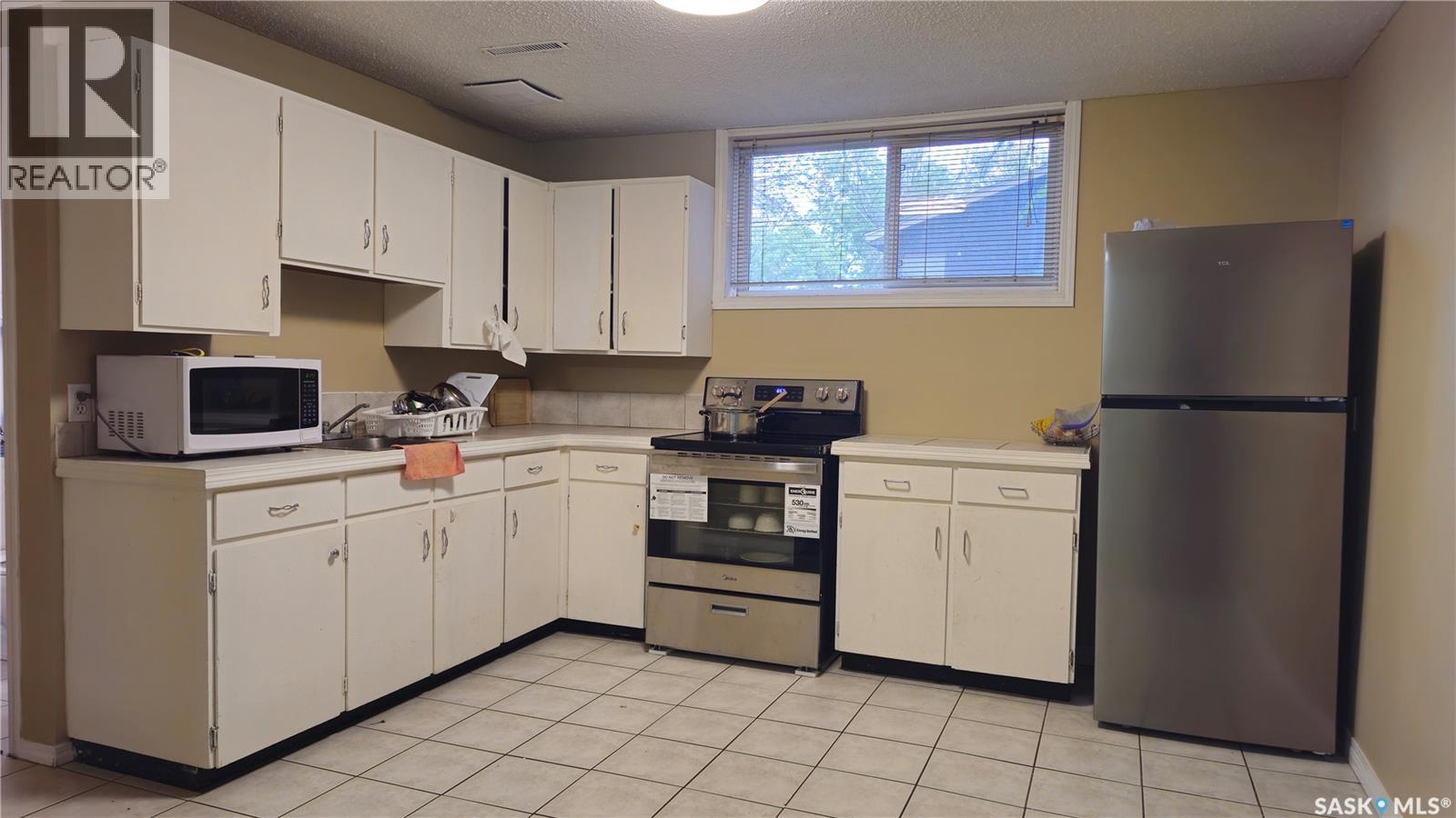 2638 Eastview, Saskatoon, Saskatchewan  S7J 3G8 - Photo 19 - SK045707