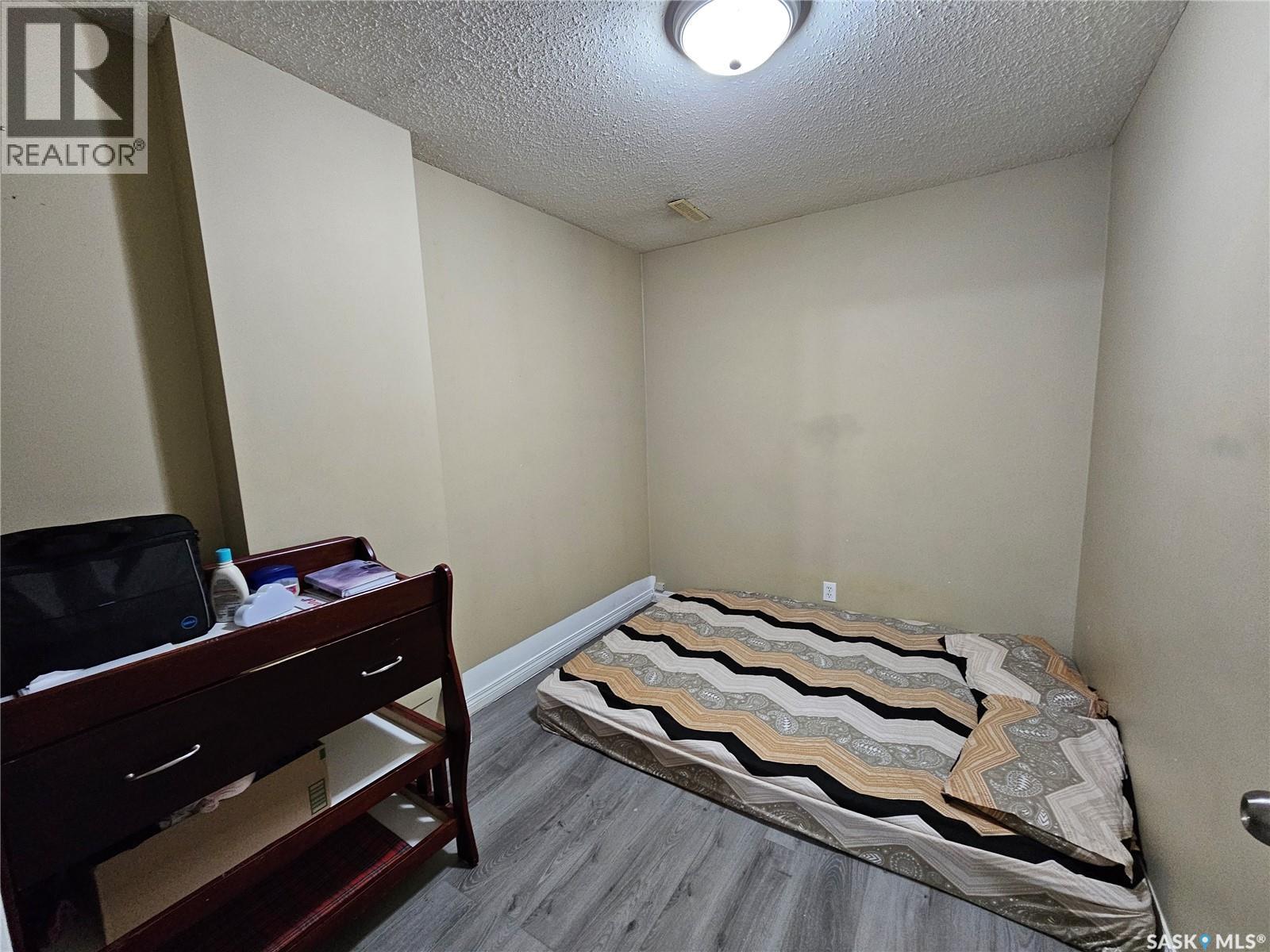 2638 Eastview, Saskatoon, Saskatchewan  S7J 3G8 - Photo 22 - SK045707