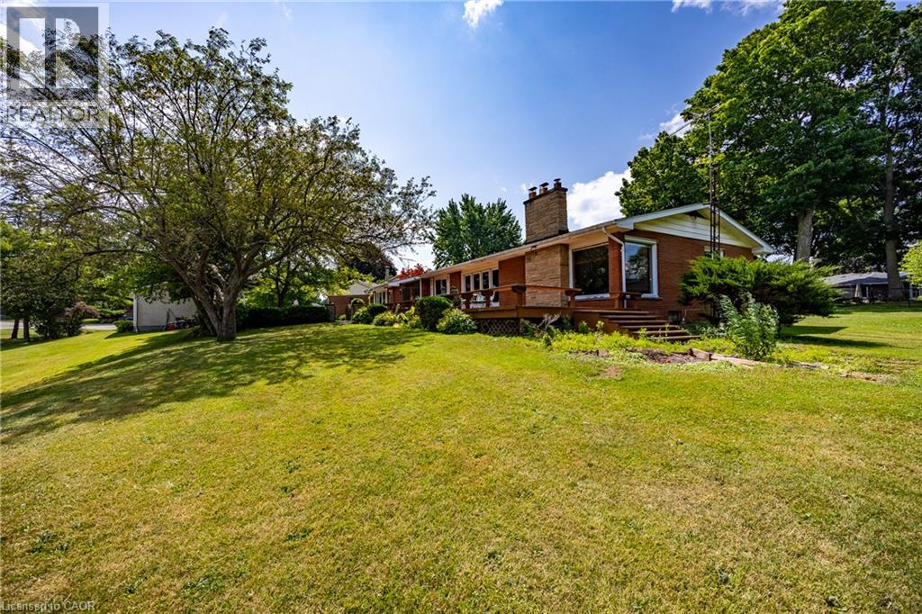 17 Donjon Boulevard, Port Dover, Ontario  N0A 1N7 - Photo 2 - 40855899