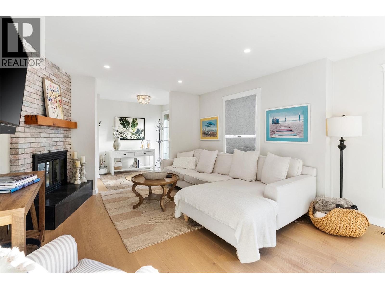 4471 Nottingham Road, Kelowna, British Columbia  V1W 1V1 - Photo 5 - 10395260