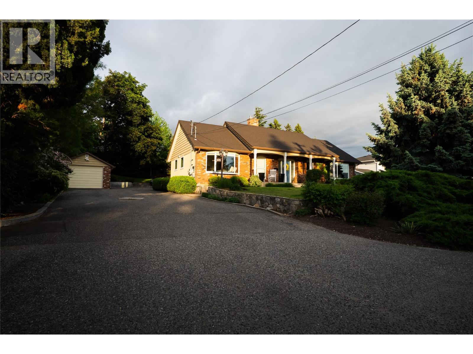 4471 Nottingham Road, Kelowna, British Columbia  V1W 1V1 - Photo 42 - 10395260