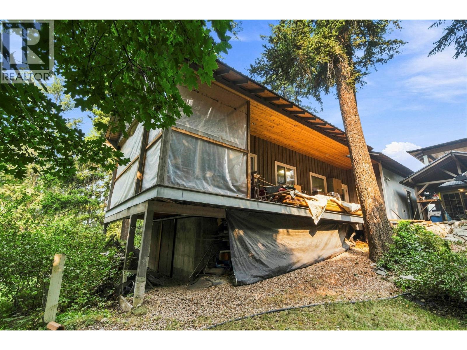 1710 11 Avenue NE, Salmon Arm, British Columbia  V1E 2T4 - Photo 71 - 10397427