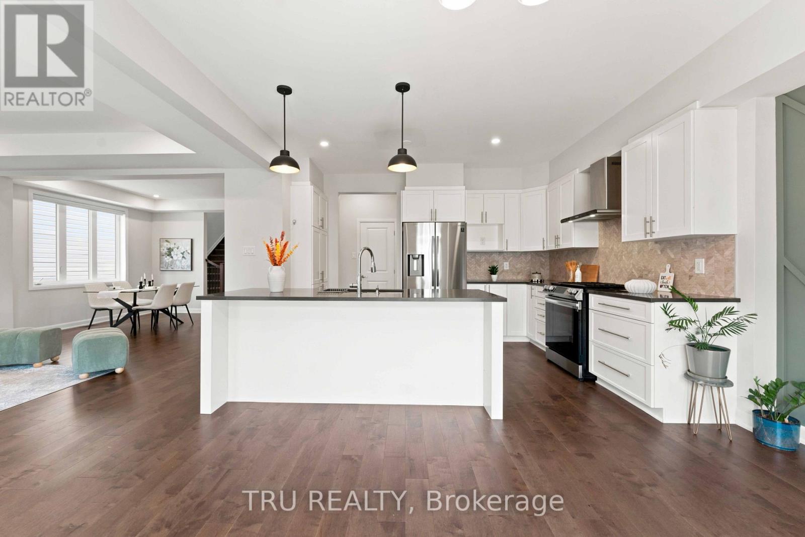 603 Winterset Road, Ottawa, Ontario  K2T 0R2 - Photo 14 - X13679360