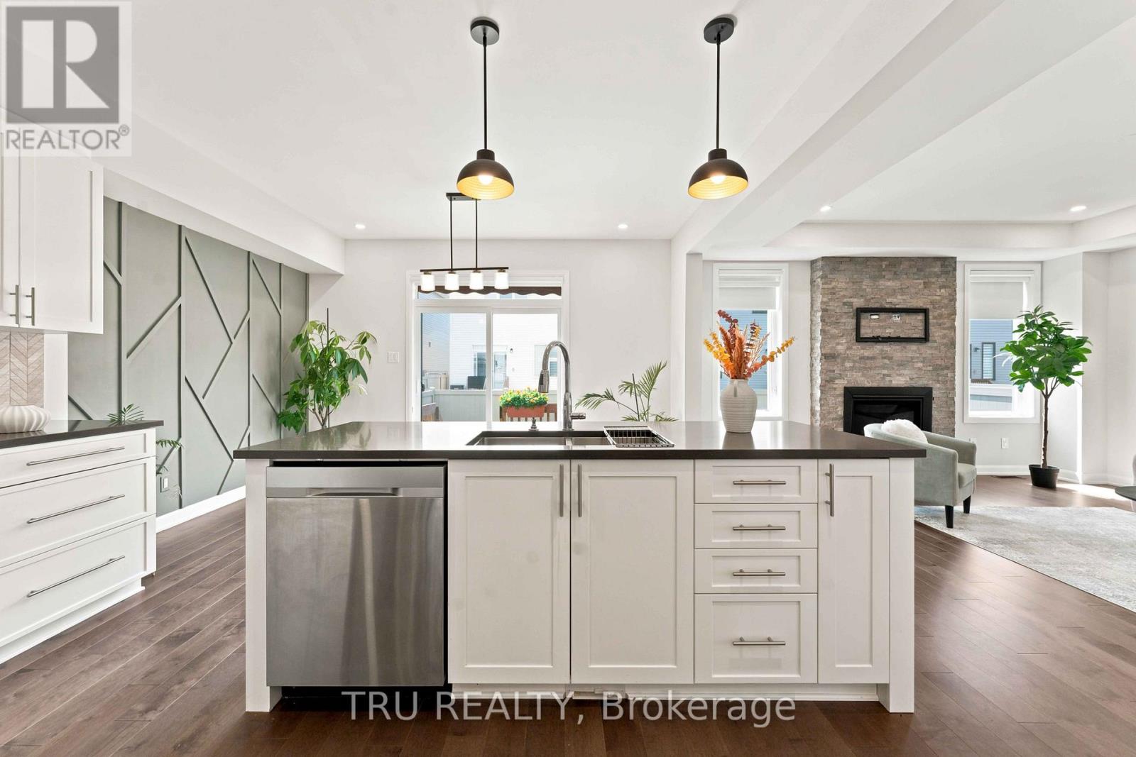 603 Winterset Road, Ottawa, Ontario  K2T 0R2 - Photo 16 - X13679360