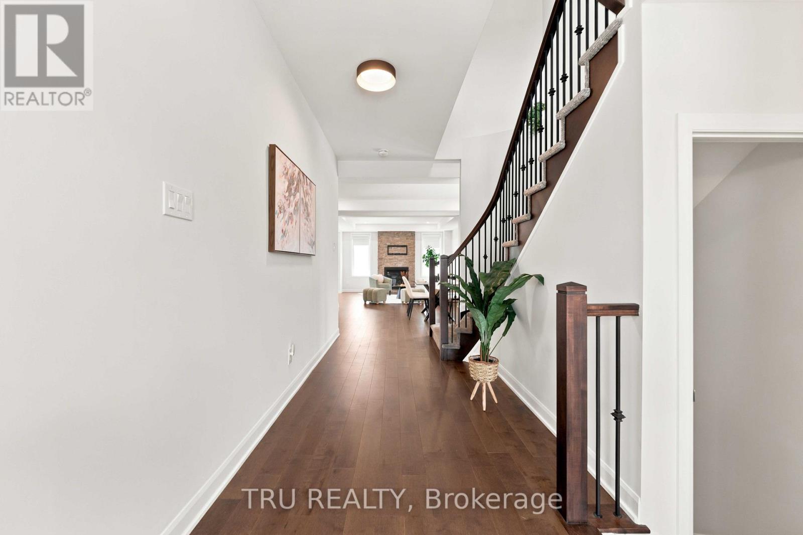 603 Winterset Road, Ottawa, Ontario  K2T 0R2 - Photo 3 - X13679360