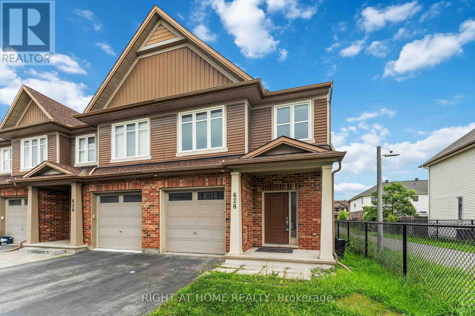 628 Moorpark Avenue, Ottawa, Ontario  K2M 0B6 - Photo 2 - X13679390
