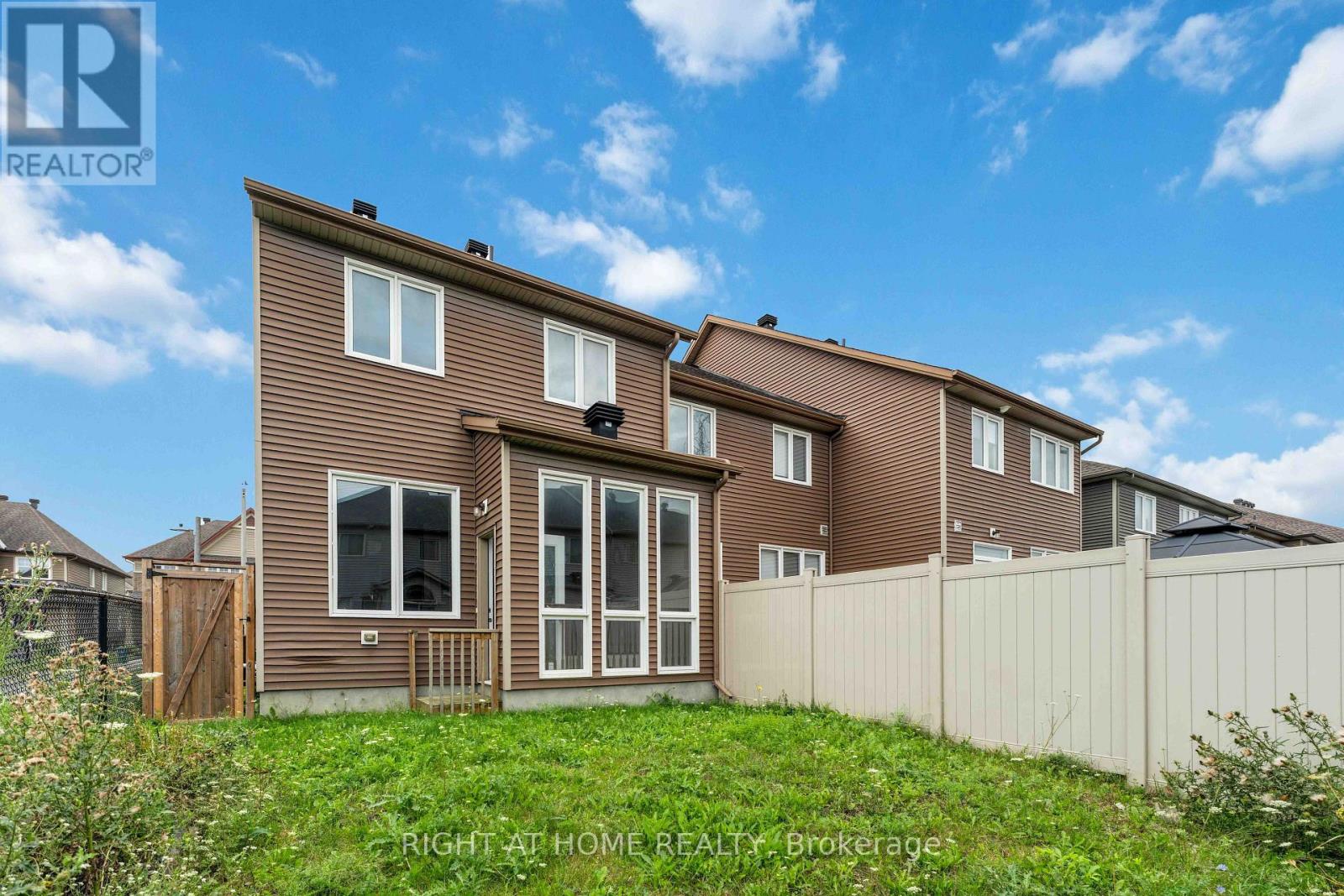 628 Moorpark Avenue, Ottawa, Ontario  K2M 0B6 - Photo 3 - X13679390