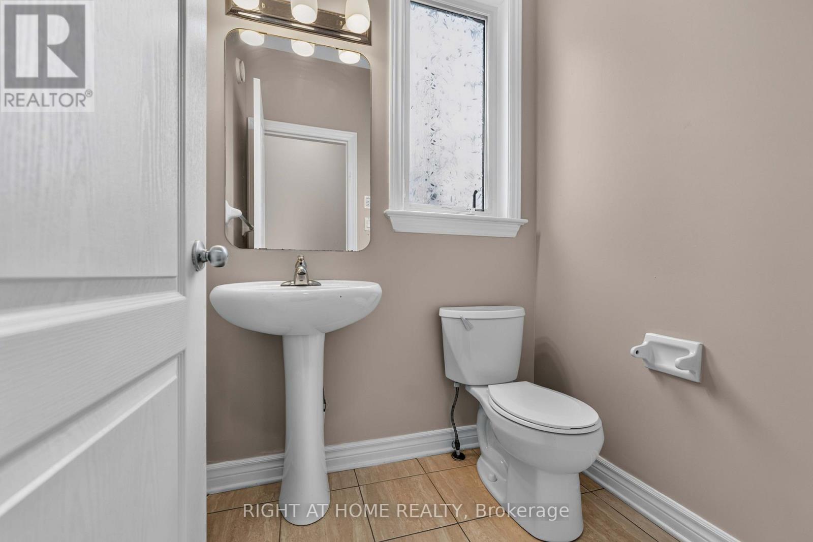 628 Moorpark Avenue, Ottawa, Ontario  K2M 0B6 - Photo 30 - X13679390