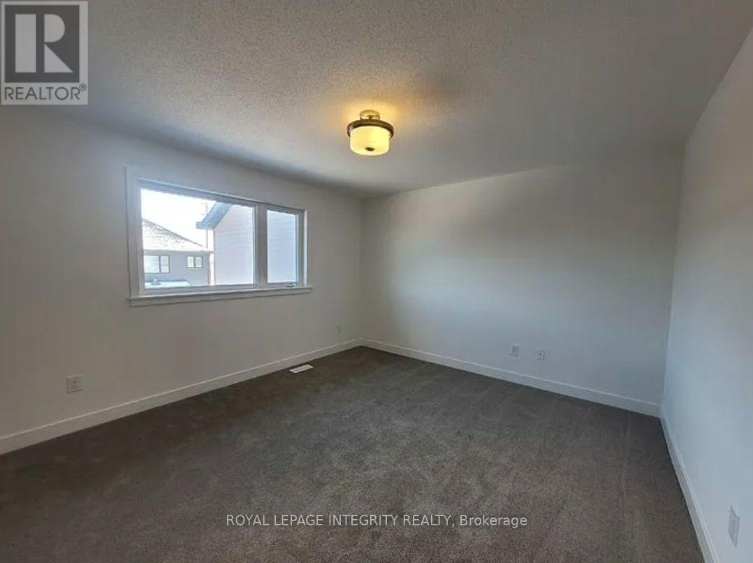 32 Overberg Way, Ottawa, Ontario  K2S 2S9 - Photo 11 - X13679412