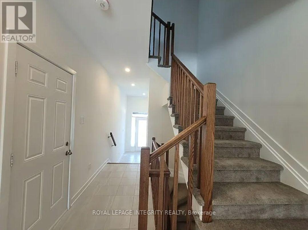 32 Overberg Way, Ottawa, Ontario  K2S 2S9 - Photo 4 - X13679412