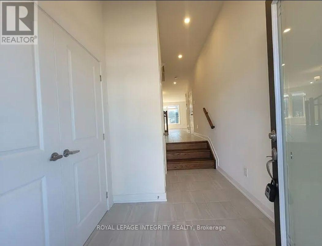 32 Overberg Way, Ottawa, Ontario  K2S 2S9 - Photo 5 - X13679412