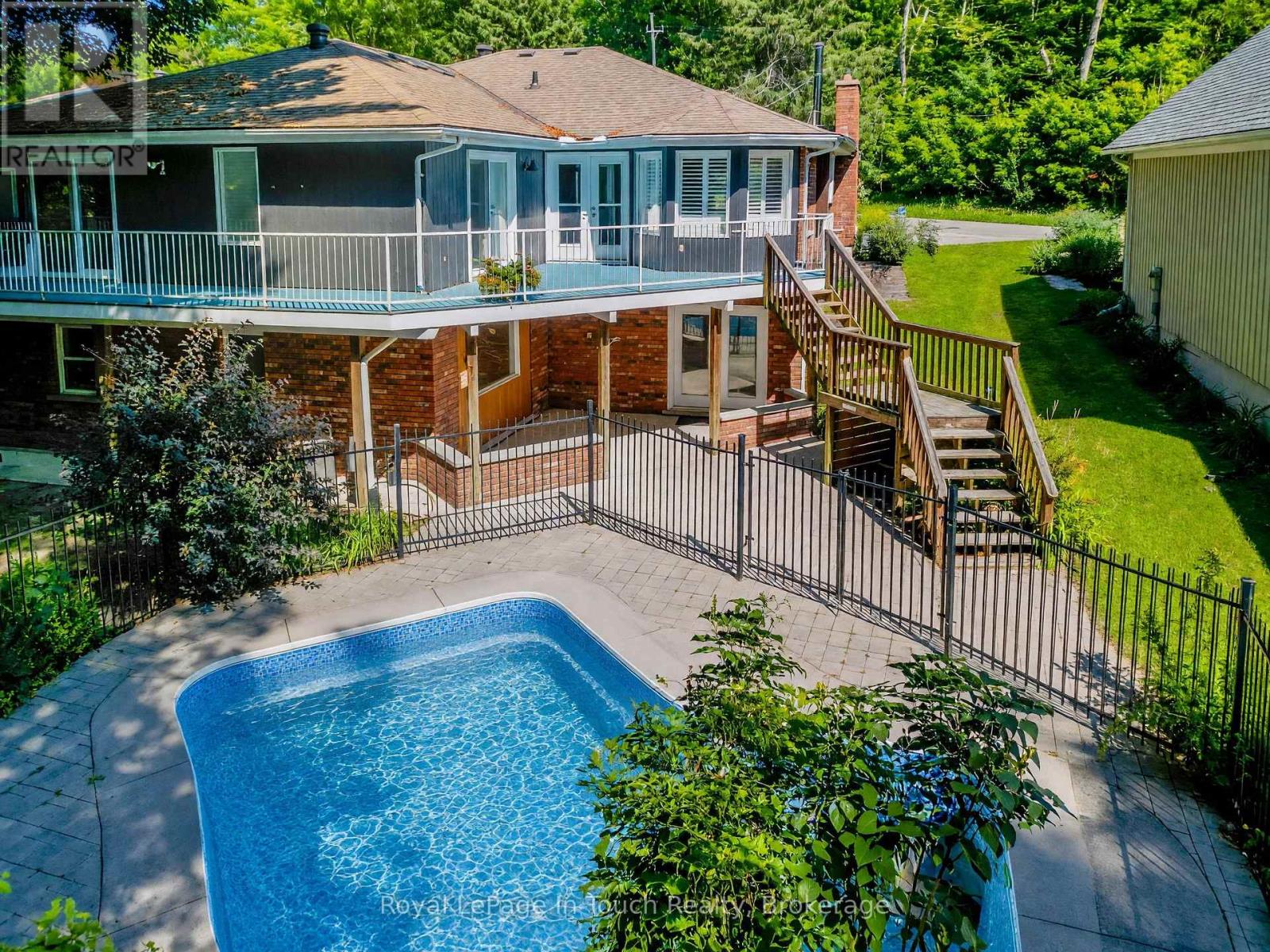 88 Church Street, Penetanguishene, Ontario  L9M 1C7 - Photo 6 - S13675150