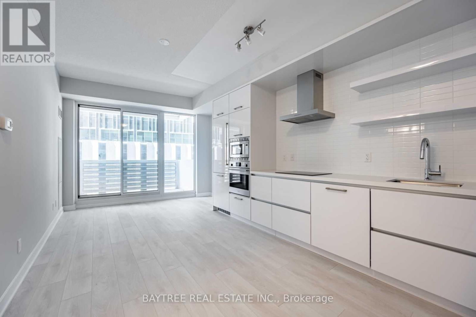 310 - 2221 YONGE STREET