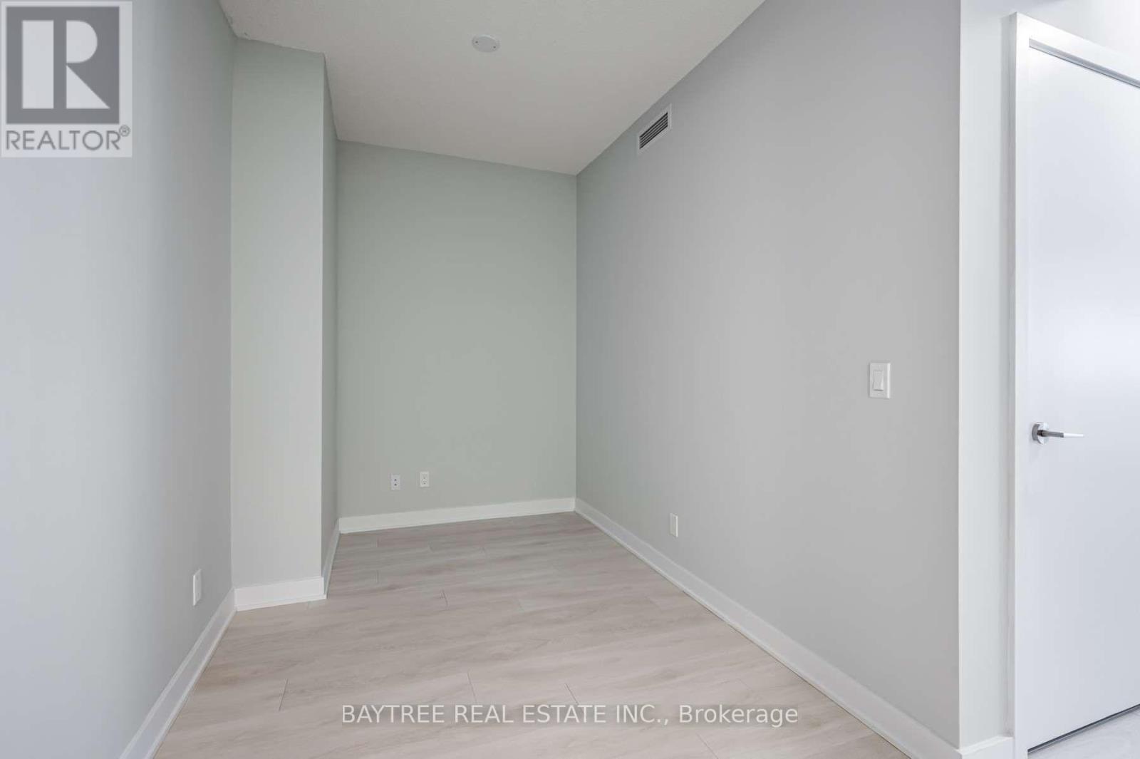 310 - 2221 Yonge Street, Toronto, Ontario  M4S 2B4 - Photo 12 - C13679344