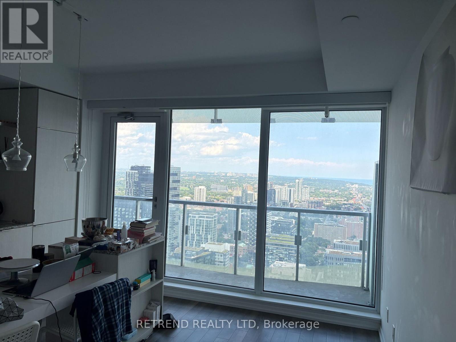 4704 - 197 Yonge Street, Toronto, Ontario  M5B 0C1 - Photo 14 - C13679382