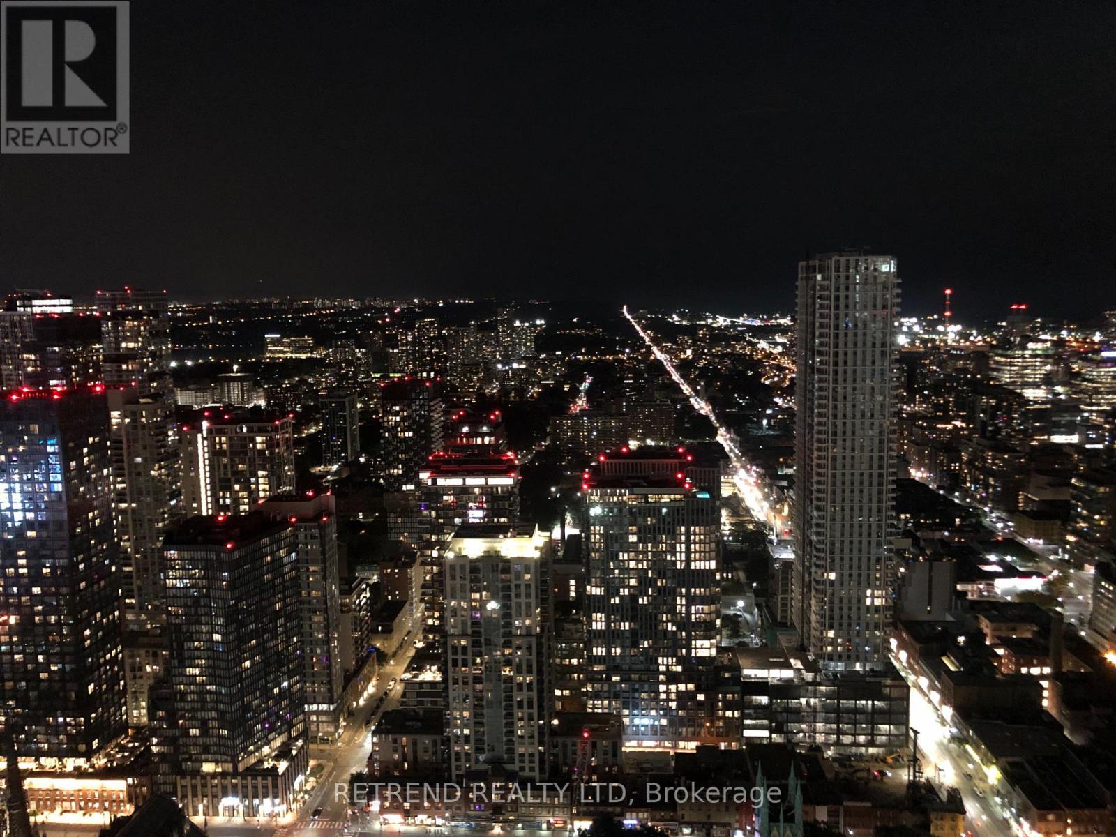 4704 - 197 Yonge Street, Toronto, Ontario  M5B 0C1 - Photo 2 - C13679382