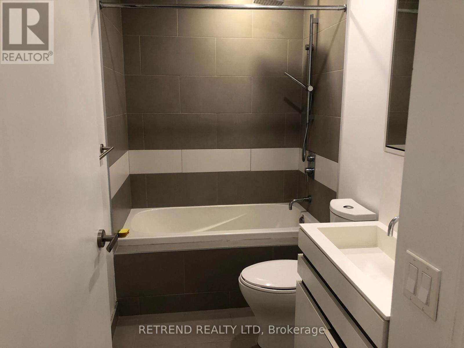 4704 - 197 Yonge Street, Toronto, Ontario  M5B 0C1 - Photo 29 - C13679382