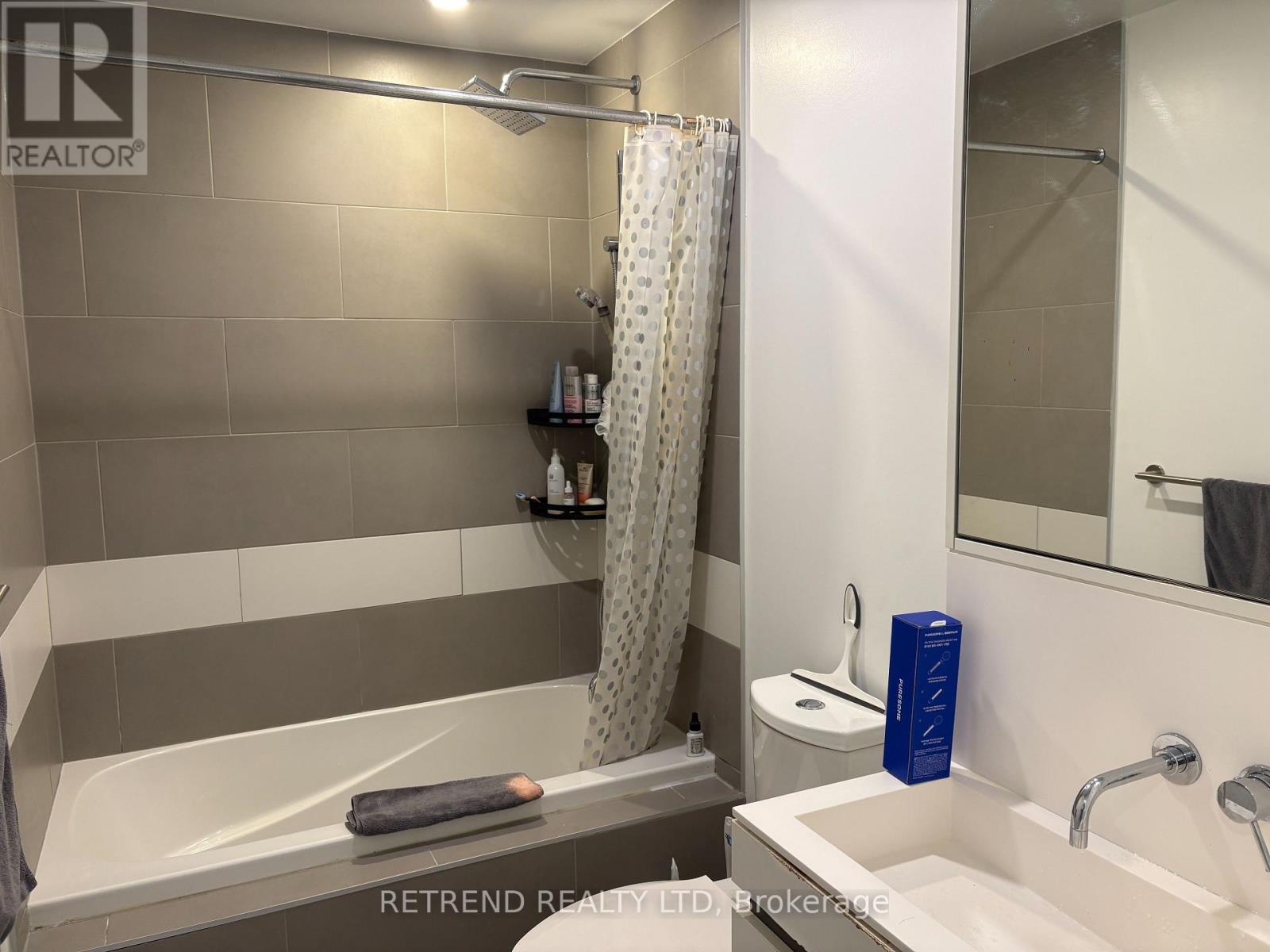 4704 - 197 Yonge Street, Toronto, Ontario  M5B 0C1 - Photo 31 - C13679382