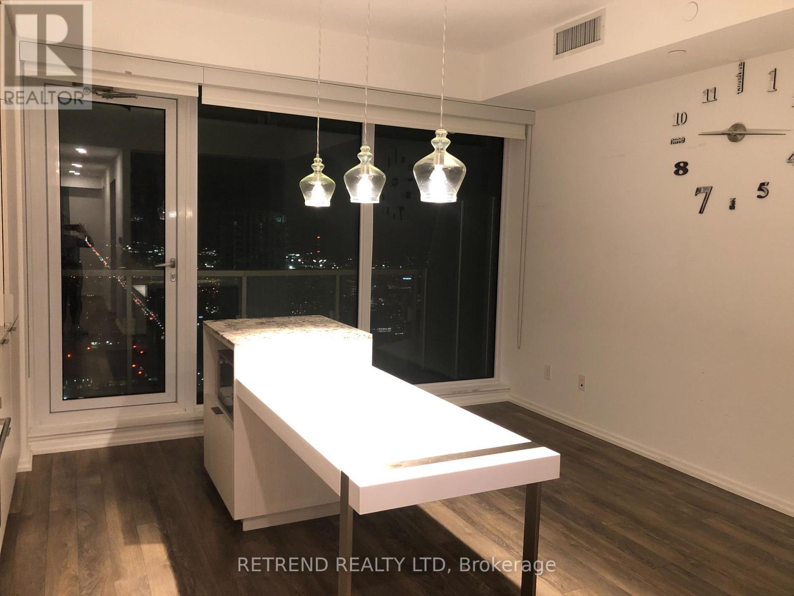 4704 - 197 Yonge Street, Toronto, Ontario  M5B 0C1 - Photo 6 - C13679382