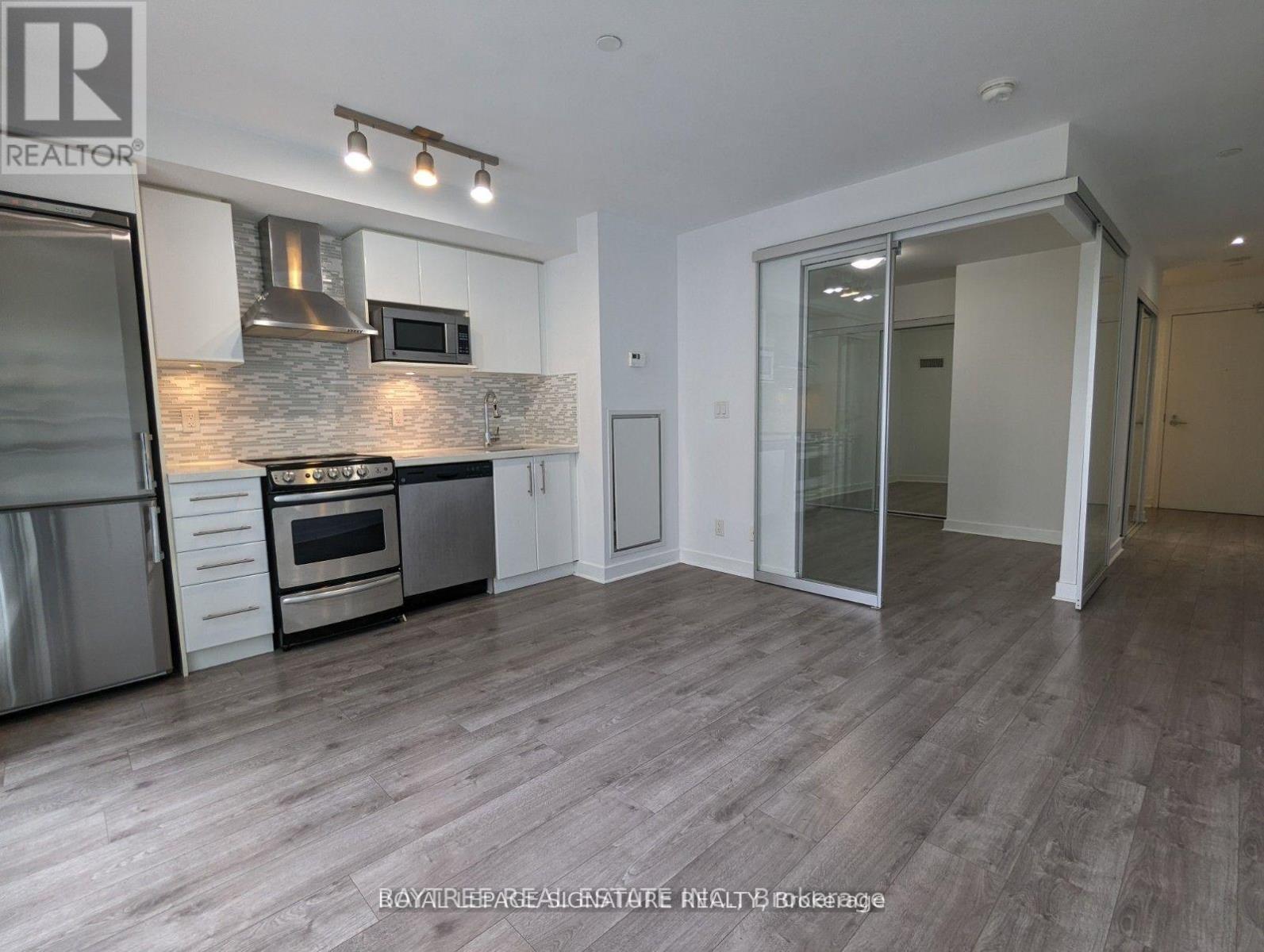 413 - 58 Orchard View Boulevard, Toronto, Ontario  M4R 1B9 - Photo 2 - C13679418
