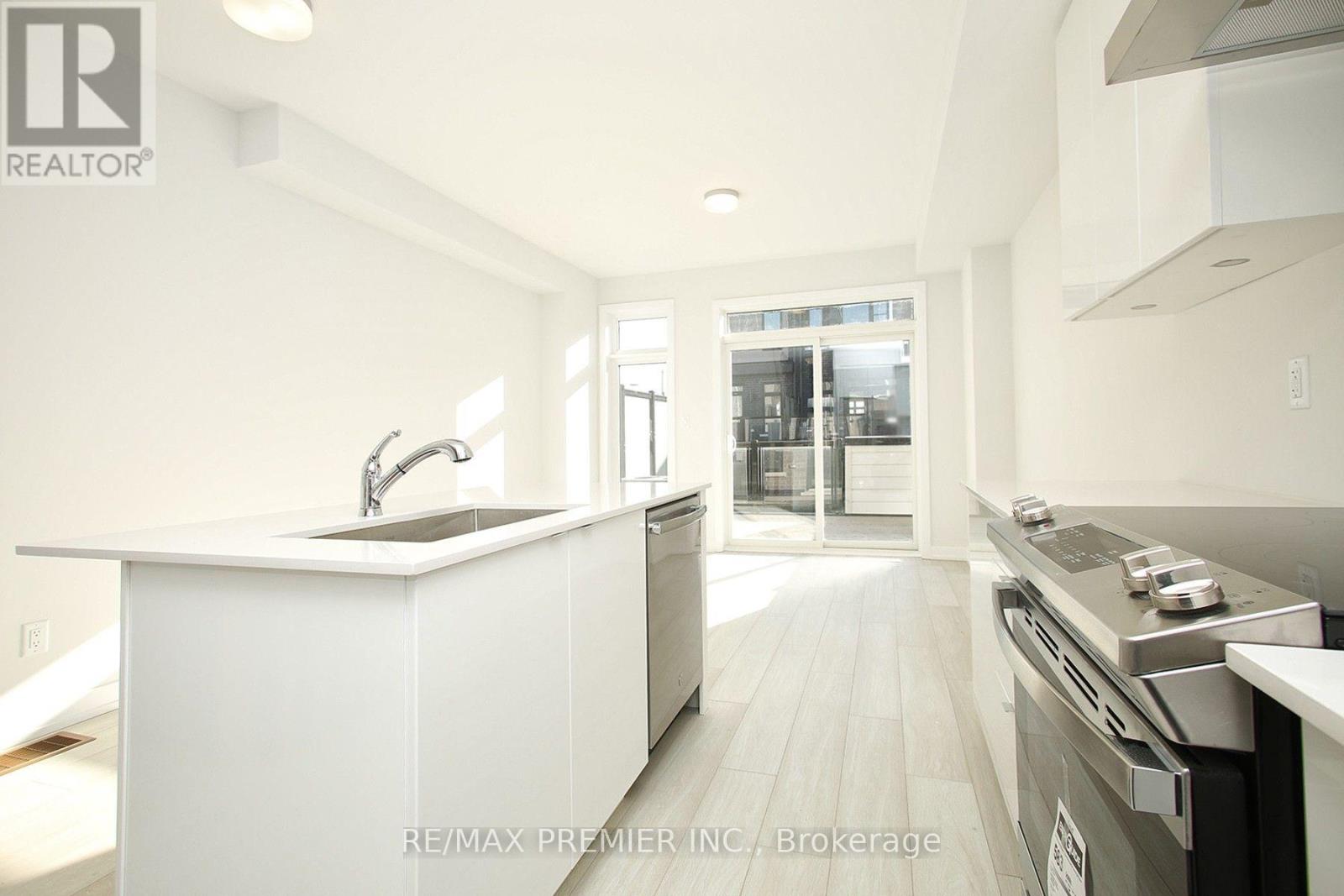 128 Brockley Drive, Toronto, Ontario  M1P 0G3 - Photo 15 - E13679346