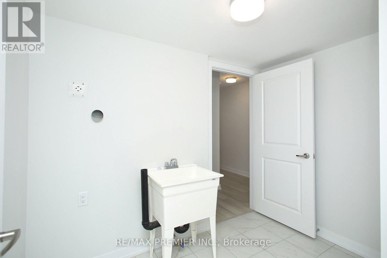 128 Brockley Drive, Toronto, Ontario  M1P 0G3 - Photo 16 - E13679346