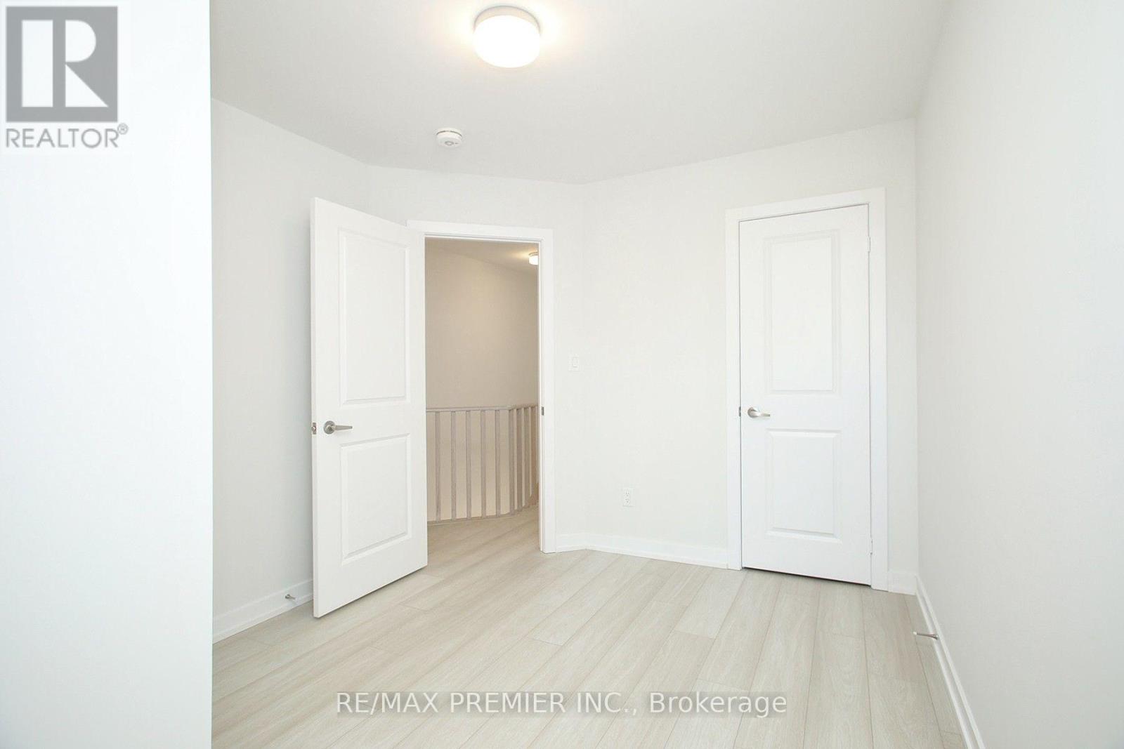 128 Brockley Drive, Toronto, Ontario  M1P 0G3 - Photo 6 - E13679346
