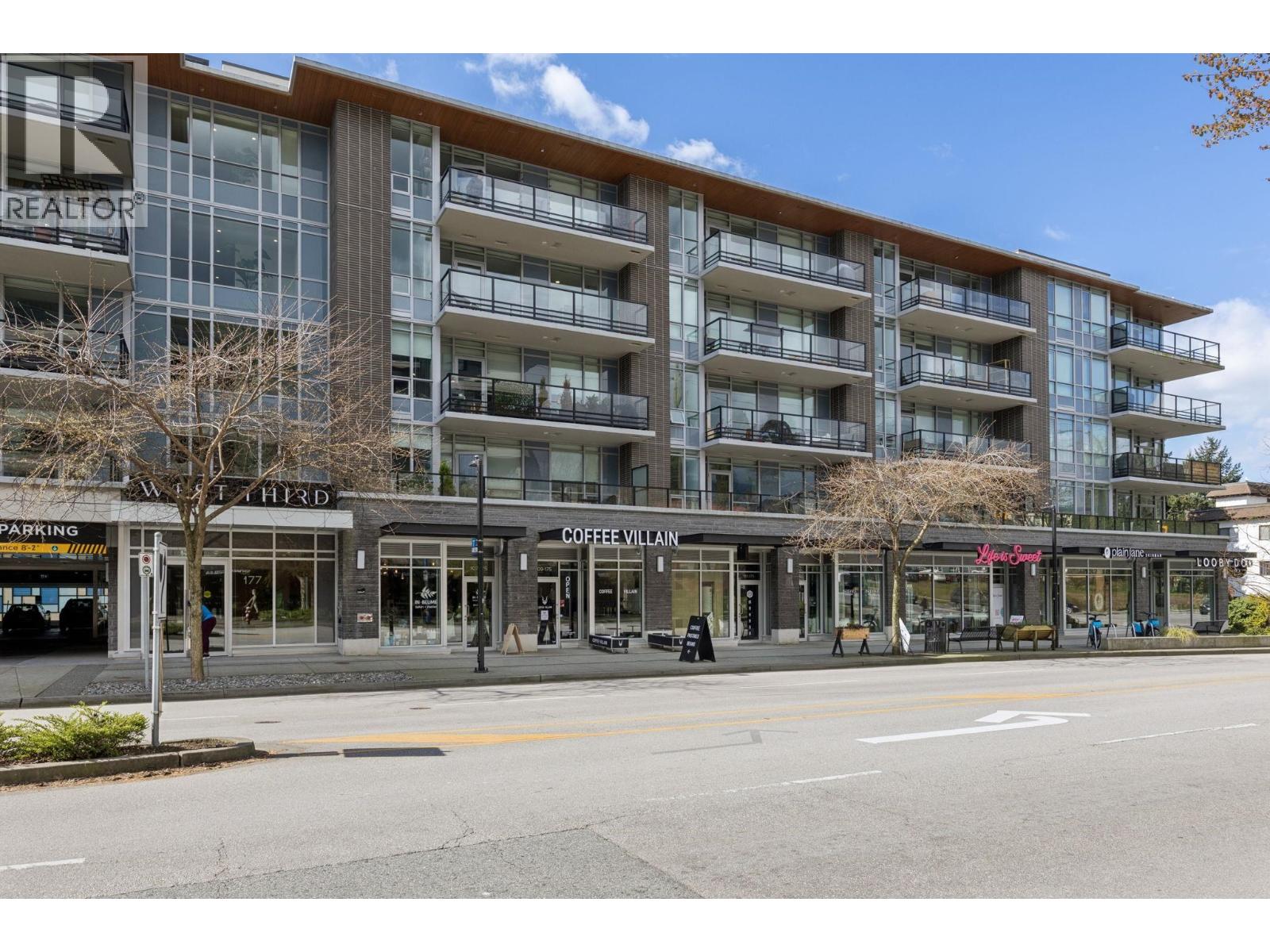 208 177 3RD STREET, North Vancouver, British Columbia