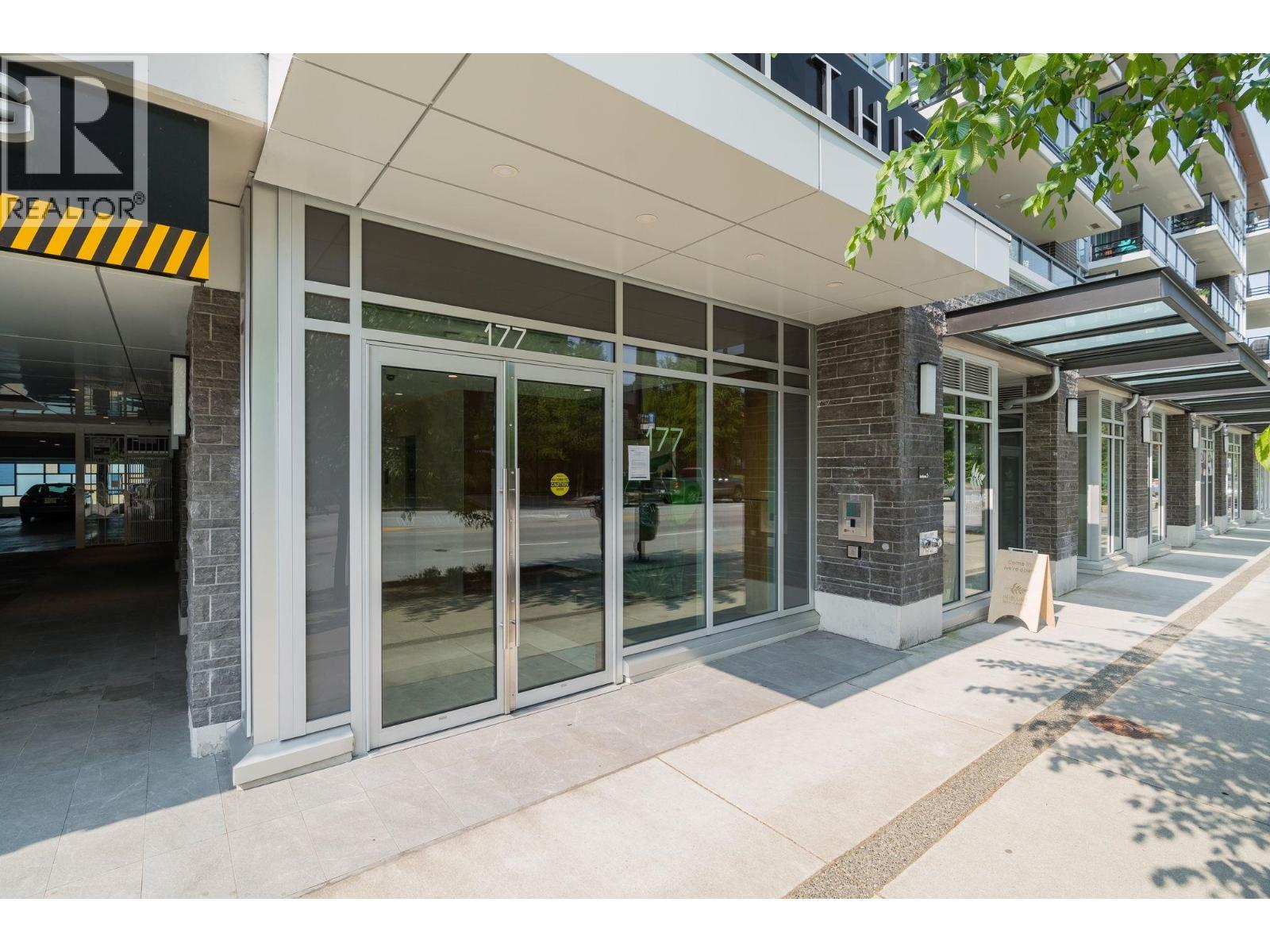 208 177 3rd Street, North Vancouver, British Columbia  V7M 0G5 - Photo 2 - R3156100