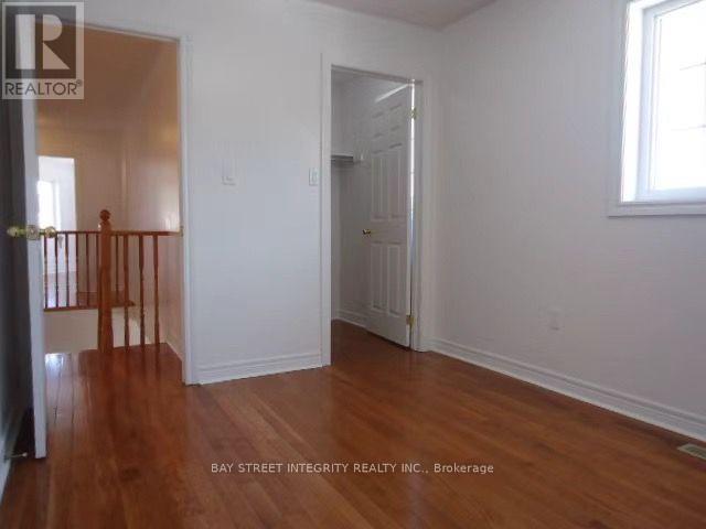 198 Dean Burton Lane, Newmarket, Ontario  L3X 3C4 - Photo 10 - N13679348