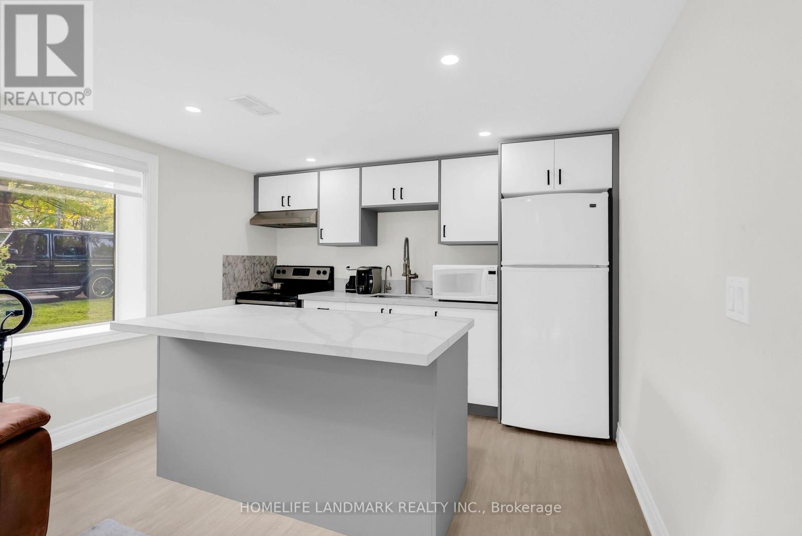 11821 Woodbine Avenue, Whitchurch-Stouffville, Ontario  L0H 1G0 - Photo 34 - N13679406
