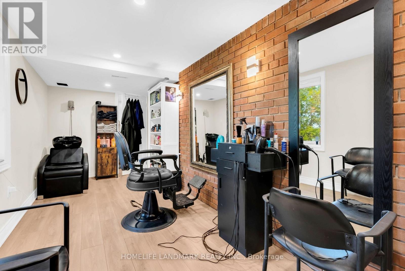 11821 Woodbine Avenue, Whitchurch-Stouffville, Ontario  L0H 1G0 - Photo 38 - N13679406