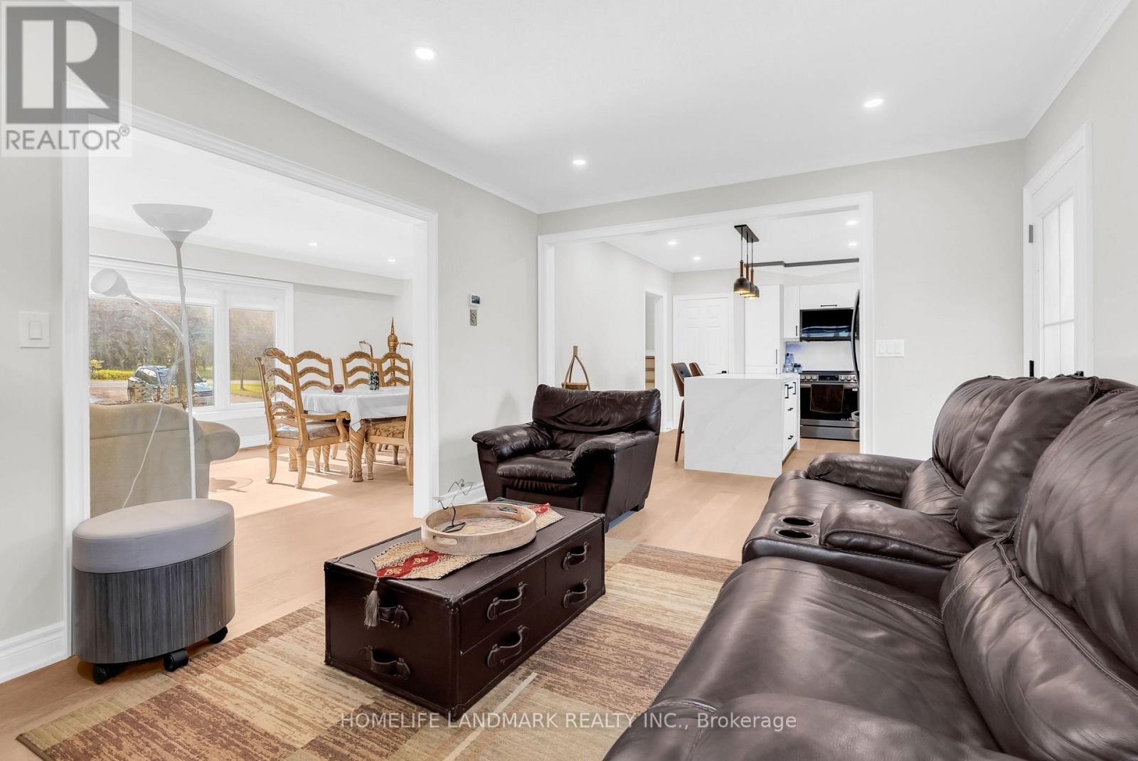 11821 Woodbine Avenue, Whitchurch-Stouffville, Ontario  L0H 1G0 - Photo 9 - N13679406