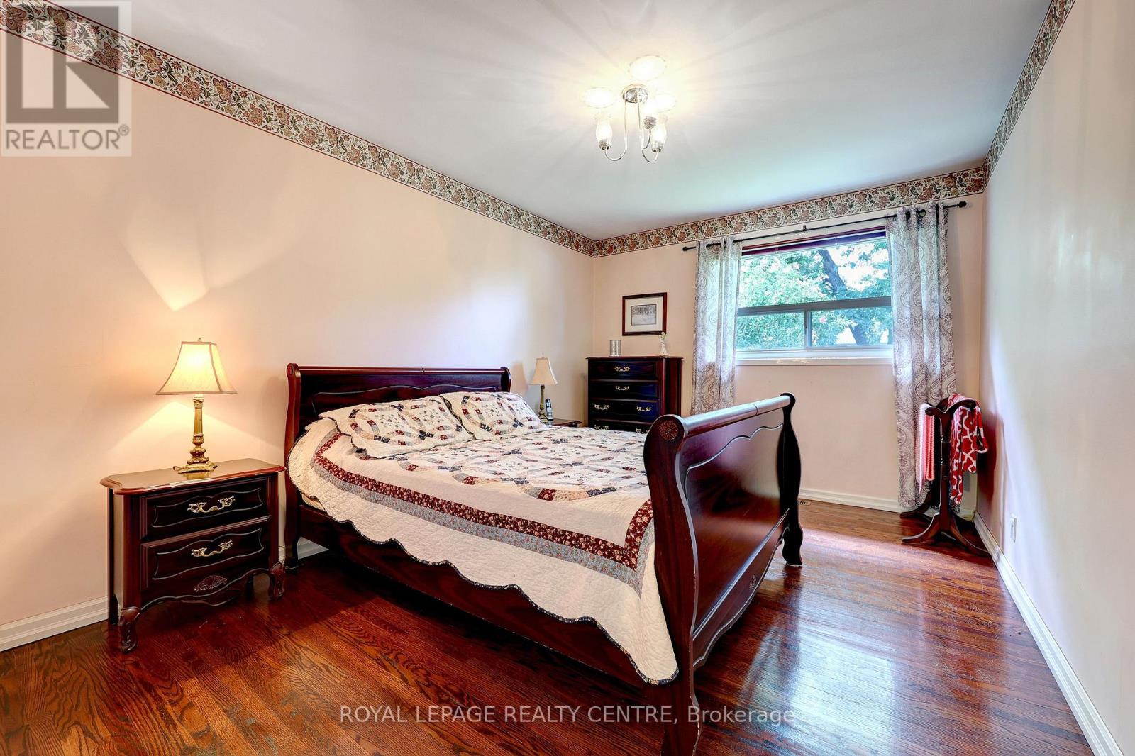 3388 Fellmore Drive, Mississauga, Ontario  L5C 2E2 - Photo 22 - W13679338