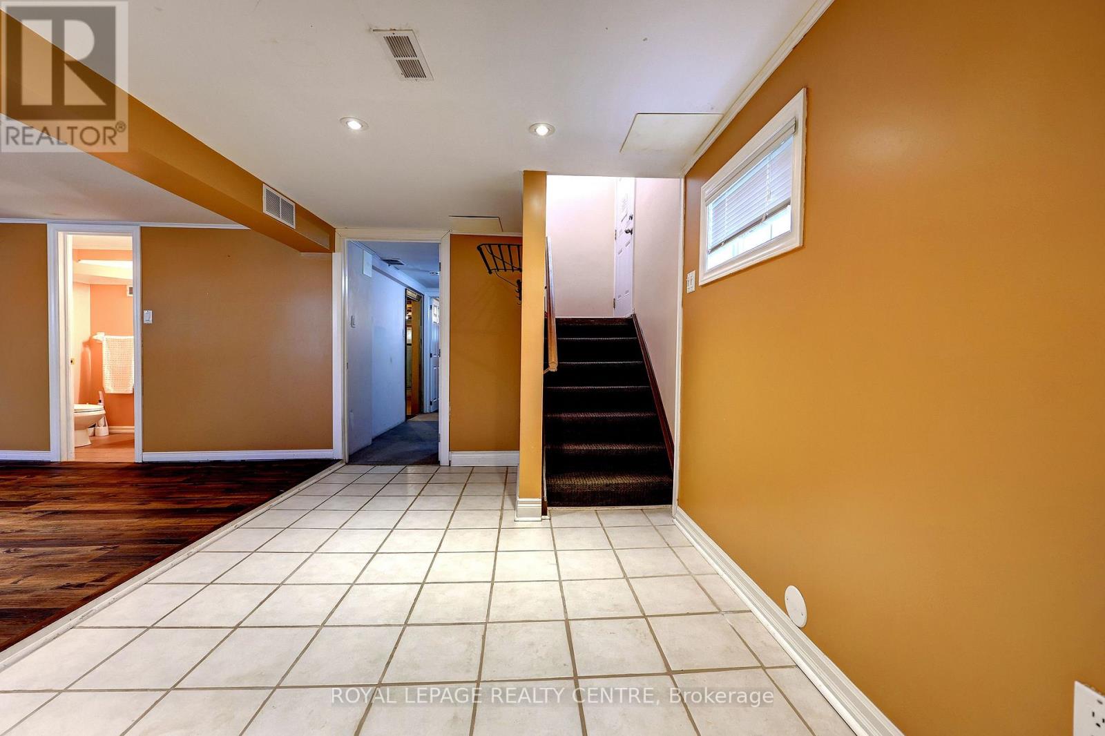 3388 Fellmore Drive, Mississauga, Ontario  L5C 2E2 - Photo 27 - W13679338