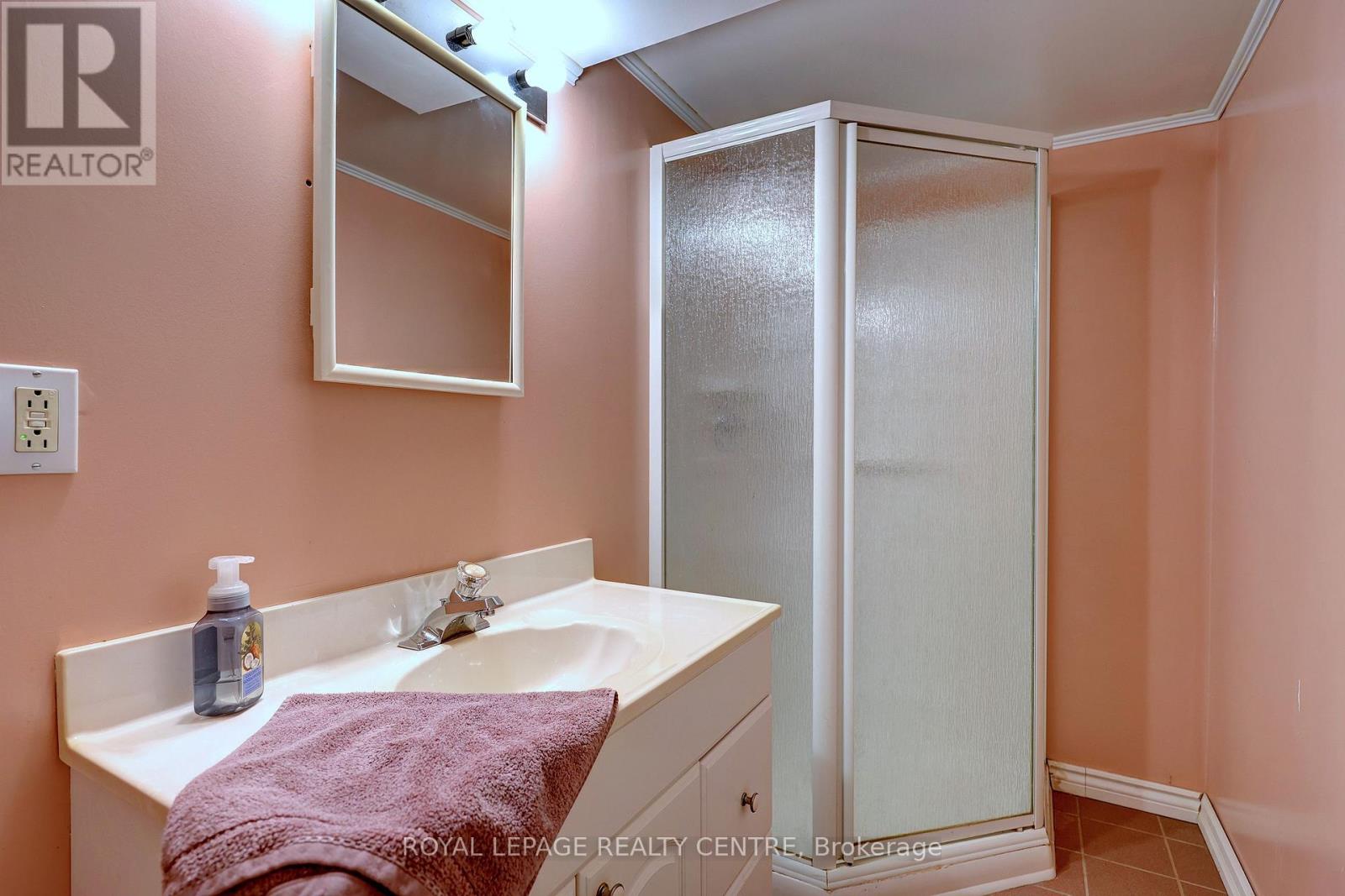 3388 Fellmore Drive, Mississauga, Ontario  L5C 2E2 - Photo 33 - W13679338