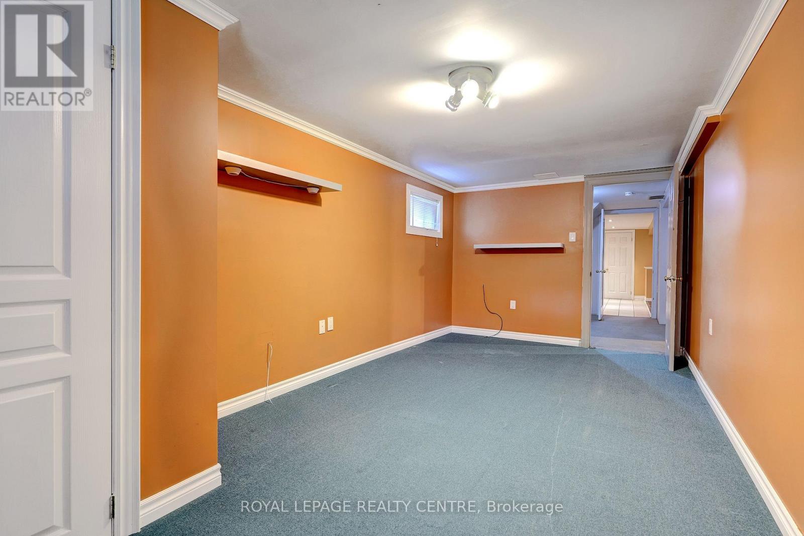 3388 Fellmore Drive, Mississauga, Ontario  L5C 2E2 - Photo 37 - W13679338
