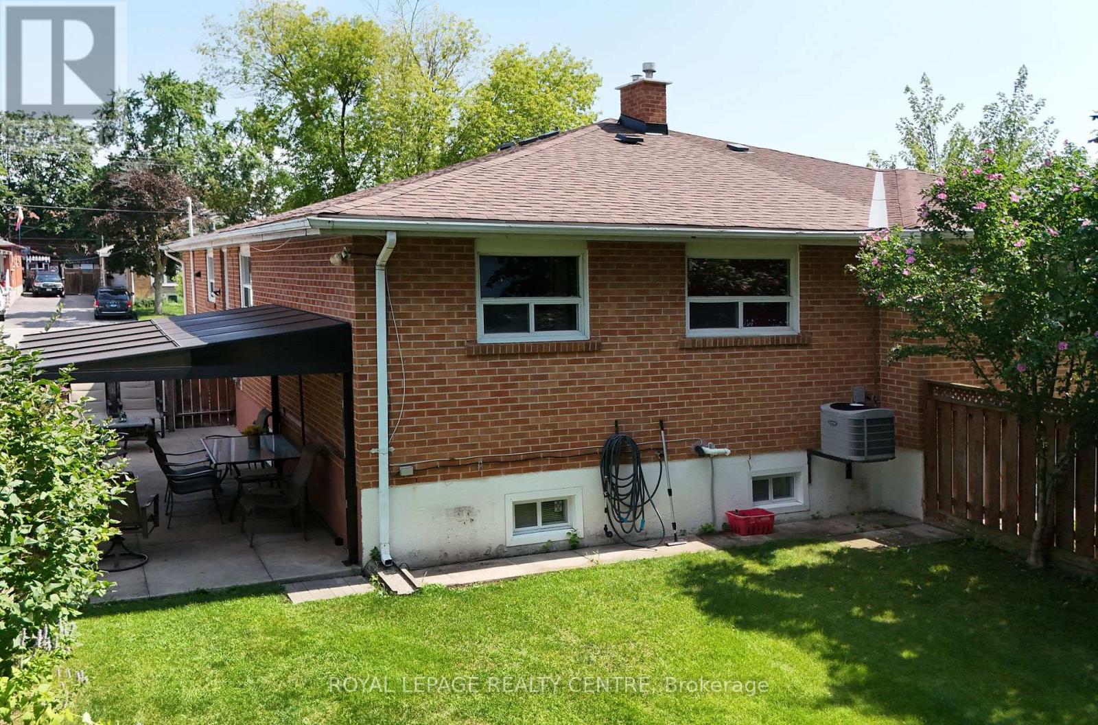 3388 Fellmore Drive, Mississauga, Ontario  L5C 2E2 - Photo 43 - W13679338