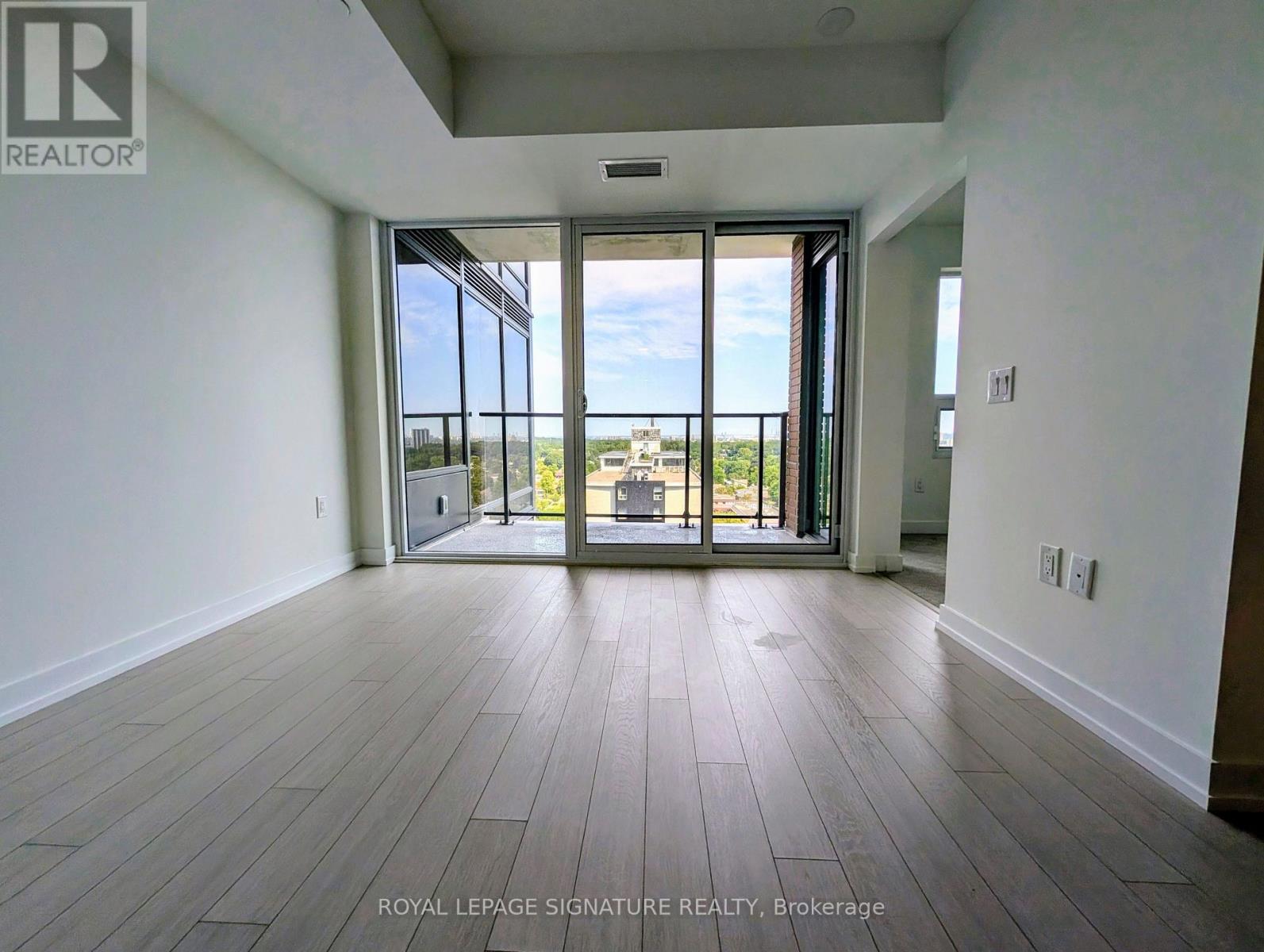 1320 - 4010 Eglinton Avenue, Toronto, Ontario  M9A 4M2 - Photo 5 - W13679354
